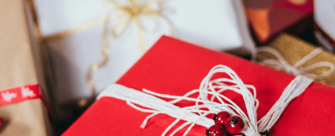 Image showcasing recommended aesthetic treatments to give yourself as a Christmas gift.