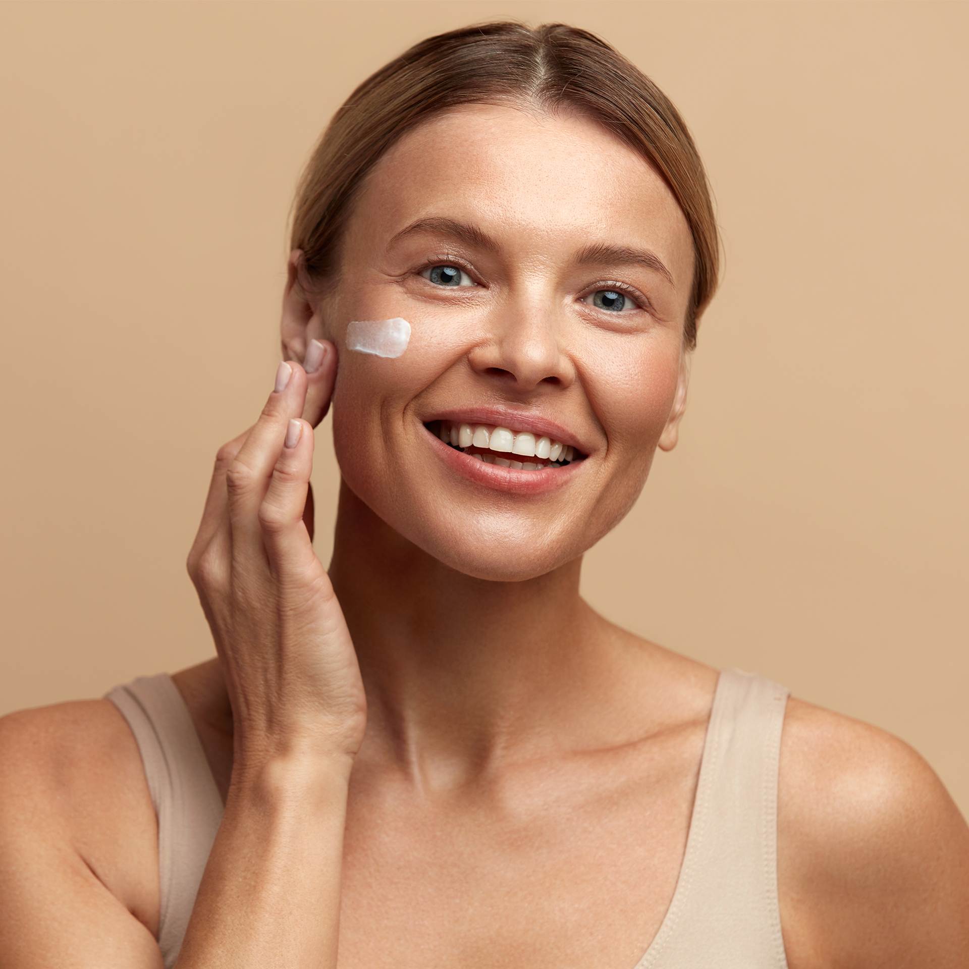 Exosomas de Centella Asiática: El Futuro de la Regeneración Cutánea en Casa